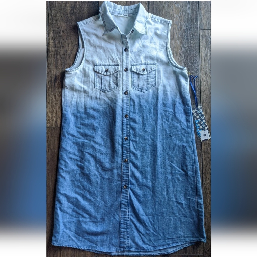 Given Kale Women's Blue Faded Collared Dress/Tunic Sleeveless Button Size Small.